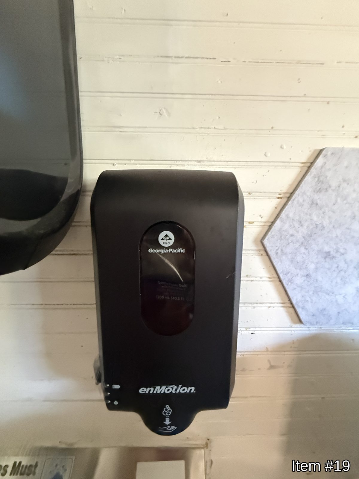 Soap dispenser