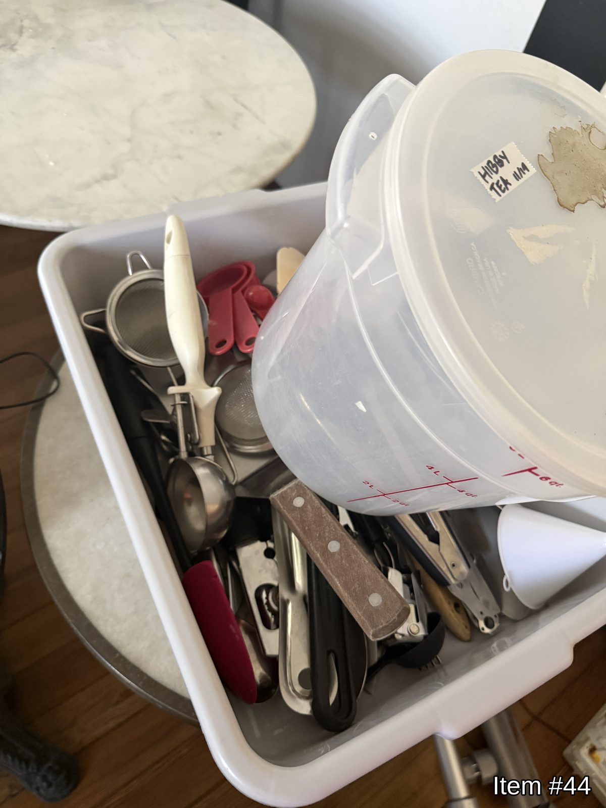 Miscellaneous housewares (lot 3)