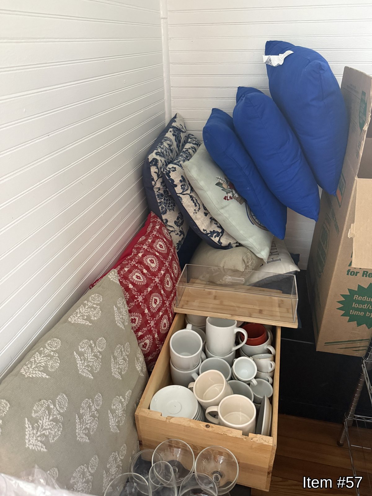 Pillows (x9)